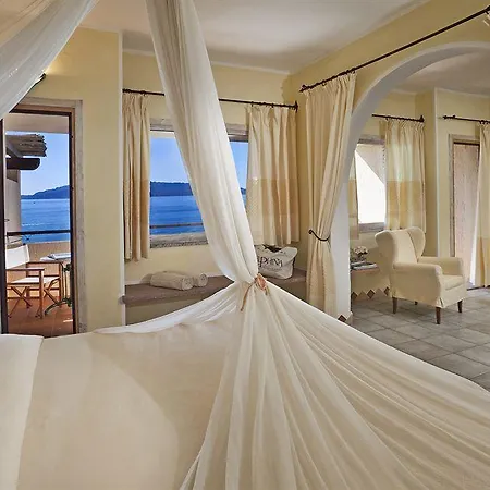 Szálloda Capo D'orso Thalasso & Palau