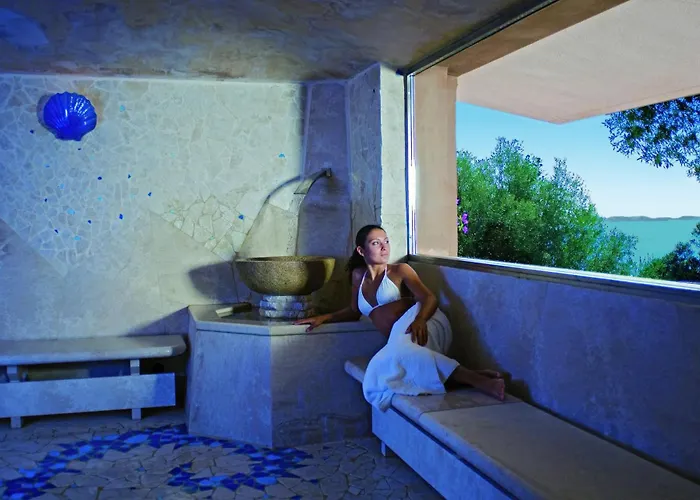 Отель Capo D'orso Thalasso & 5*